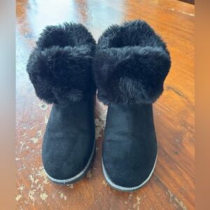 JUICY COUTURE Faux Suede Fur Boots